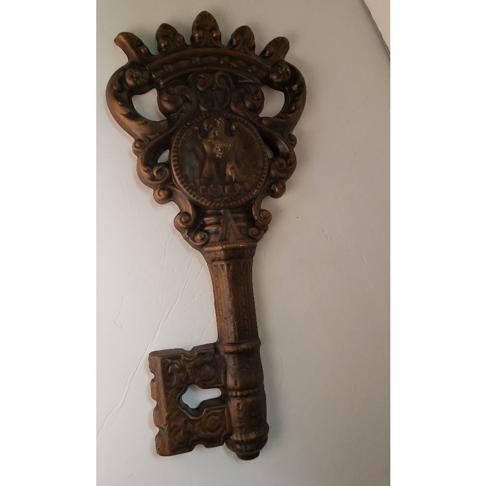 Vintage Wall Decor Skeleton Key - Picture 7 of 9